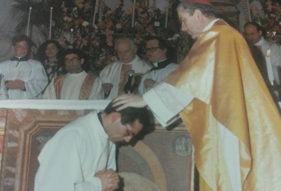 Il 3 Marzo 1984 venne ordinato sacerdote Don Pino Vitrano