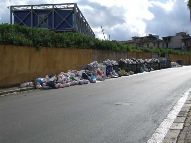 Torna l’incubo munnizza?