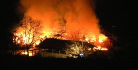 In fiamme una stalla in contrada Masseria D’Amari