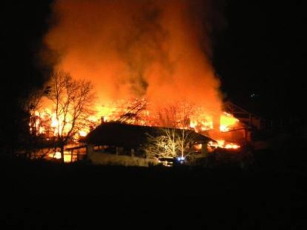 In fiamme una stalla in contrada Masseria D’Amari