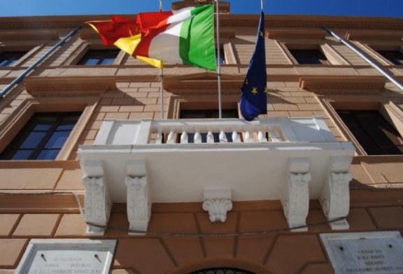 Qualche spiffero in un silenzio assordante