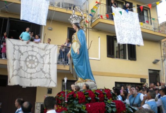 La processione della Madonna del mese di Maggio, il racconto di una lettrice