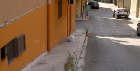 Un lettore: gesto di inciviltà