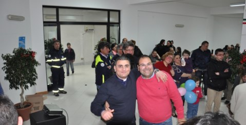 Tavolata di solidarietà all’Area Artigianale [Foto]