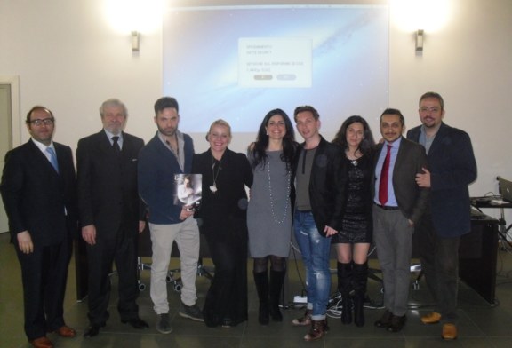 Le sorelle Sole e Lina Graditi alla presentazione di ”E’Os Magazine”