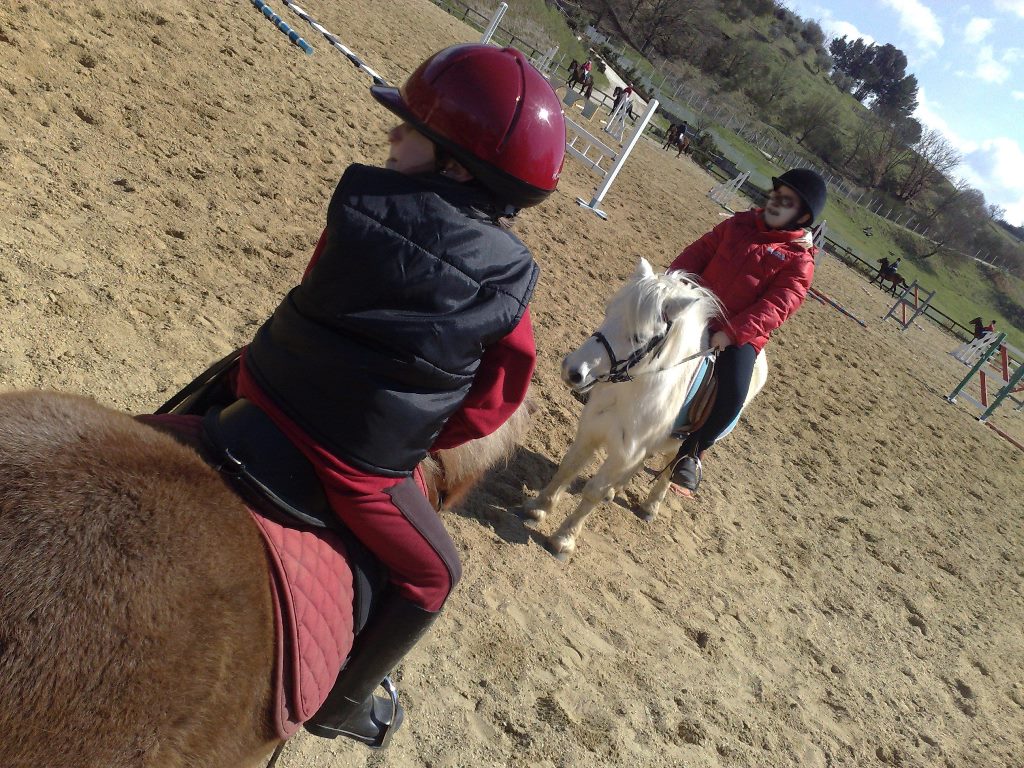 Domenica inaugurazione della Scuola di pony