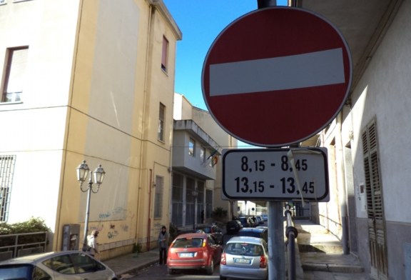 Scuola ”Traina”. Divieti fuori orario