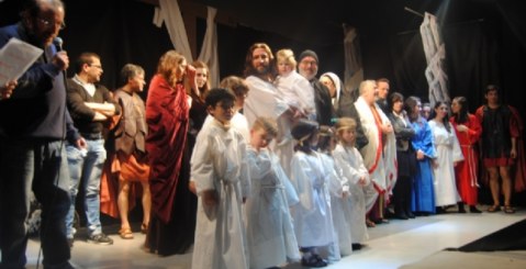 ”Per Amore…solo per Amore” torna la Passione del Nuovo Teatro Stabile