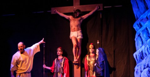 Successo per la ”Passione” del Nuovo Teatro Stabile. [Foto]