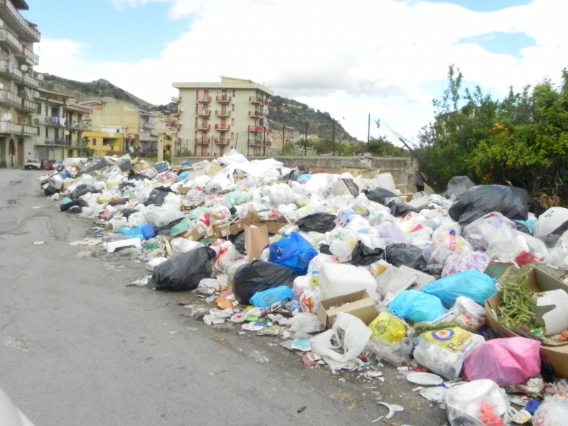 Allarme rifiuti, stasera se ne parlerà a Tse Informa