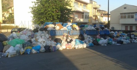Cosa hanno in comune Misilmeri e Portella? Munnizza