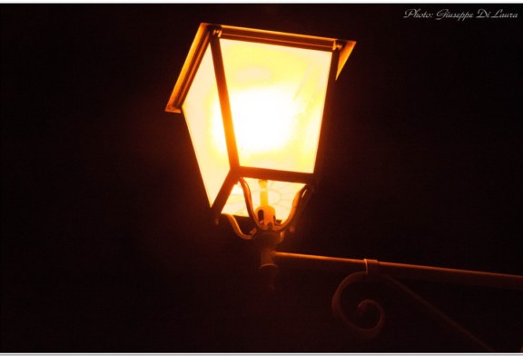 Via De Vigilia al buio, l’illuminazione pubblica non funziona