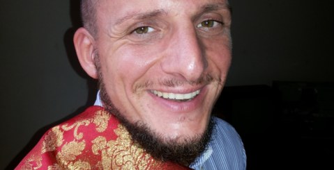 Girolamo Grasso protagonista al Crystal. In scena gl’innamorati