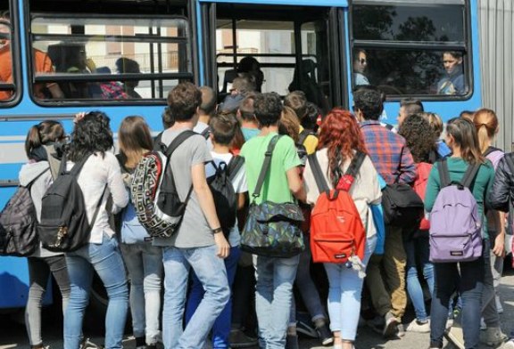 Rimborso spese di viaggio studenti, ecco il termine per  le istanze