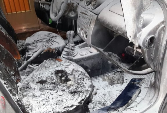 Misilmeri notte di fuoco, al rogo una macchina