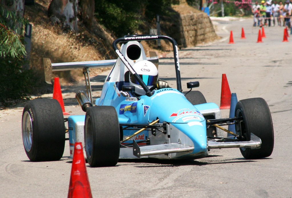 Slalom Misilmeri e non solo. Gonfiabili, simulatore, auto storiche ed elenco iscritti. Avvisi alla cittadinanza.