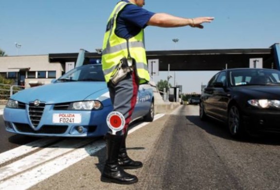 Auto cappottate sulla Palermo Agrigento, feriti e traffico in tilt