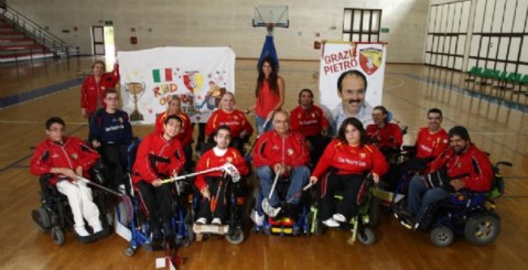 A Teatro per una buona causa. Aiutiamo i Red Cobra