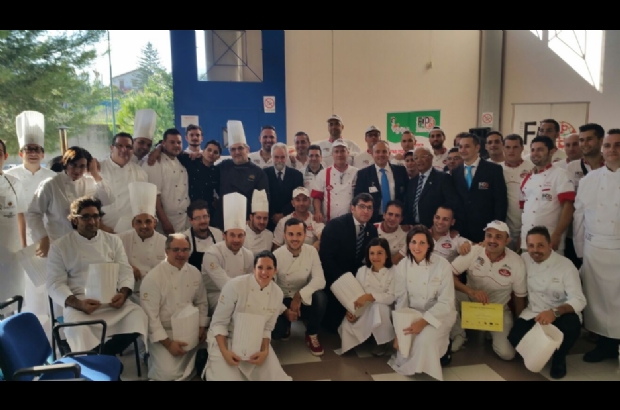 Grande successo per il primo master in apicultura (Foto)