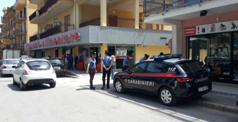 Incendio allo Spaccio Alimentare, solo tanta paura