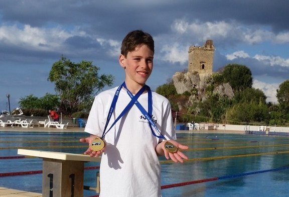 Nuoto, medaglie d’oro per Francesco Arnone ai Campionati Regionali