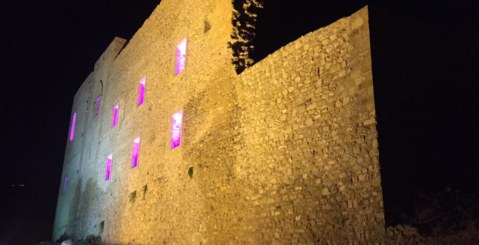Il Castello dell’Emiro illuminato per il Forum di Liberacqua