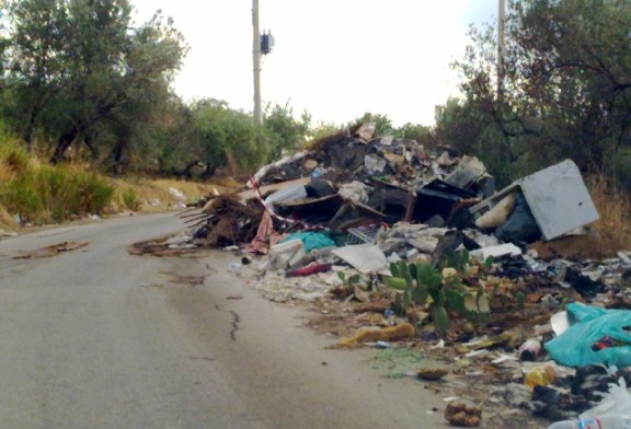 Misilmeri, mille metri quadrati trasformati in discarica
