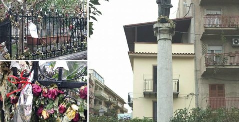 Omaggio floreale all’immacolata, i fiori (secchi) sono ancora lì