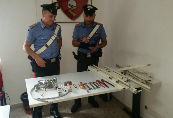 Misilmeri, sorpresi a rubare all’interno di un’abitazione