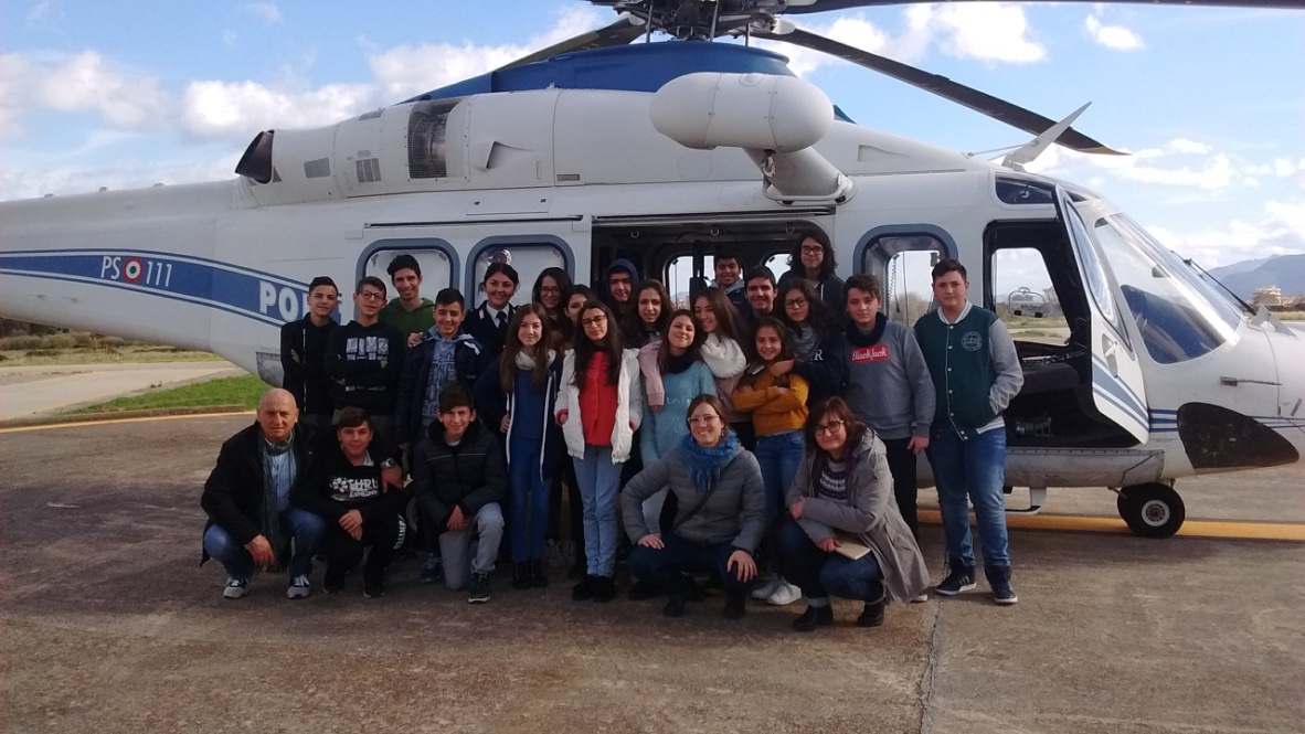 Scuola: “Sempre dritto”… sulla via della responsabilità! [Foto]
