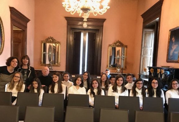 Dalla Shoah alle Foibe la Guastella canta e recita la memoria alla Prefettura di Palermo [Foto]