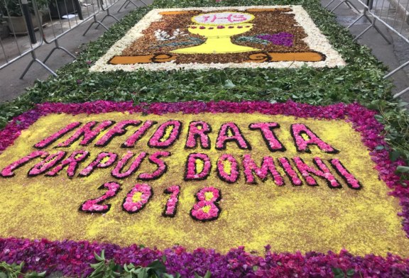 Grande successo per l’infiorata del Corpus Domini [Foto]