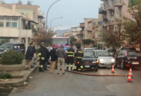 Portella di Mare. Cede palo dell’illuminazione, sfiorata la tragedia