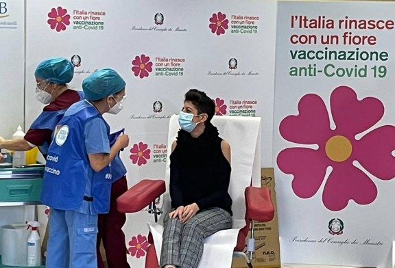 Vaccinazioni al Covid, anche una misilmerese tra i primi vaccinati