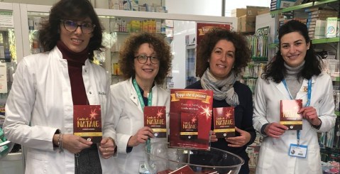 Il “Canto di Natale” alla Farmacia Costa Principe ad 1€